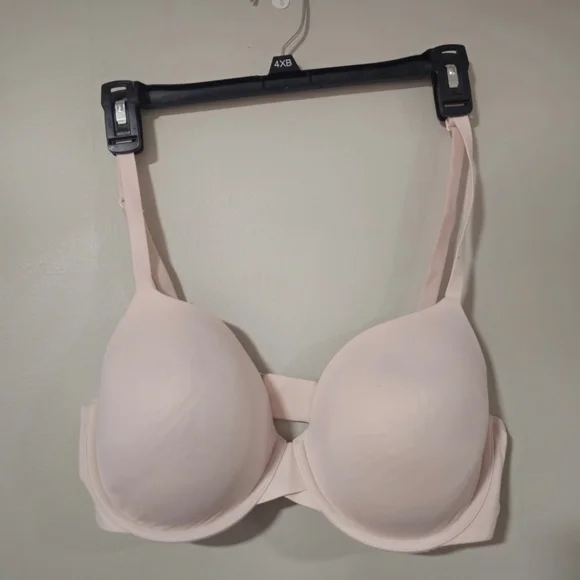 Cream Lace Trim Bra with Seamless Cups - Picture 4 of 4